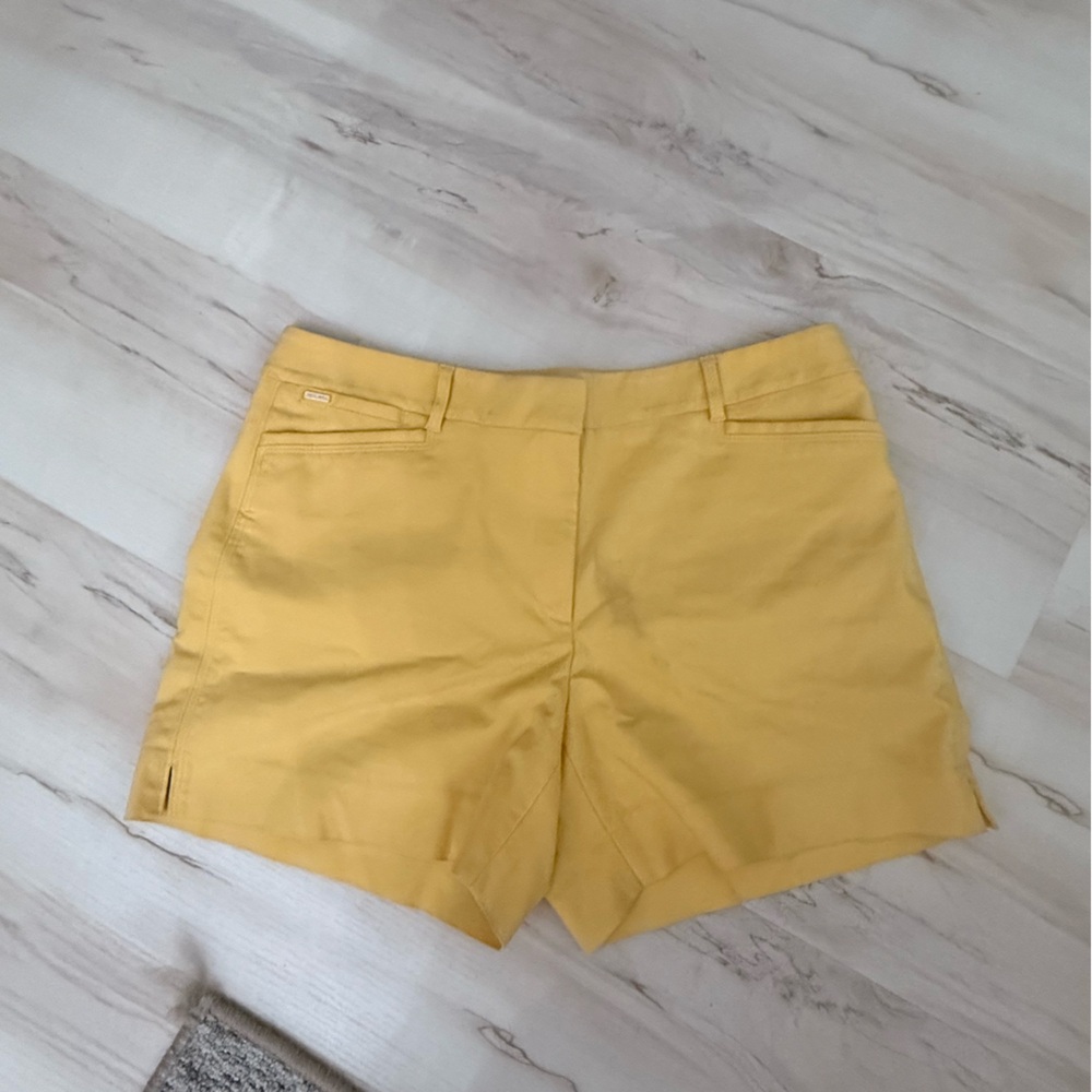 Women's Size 10 Yellow Tailored Shorts White House Black Market